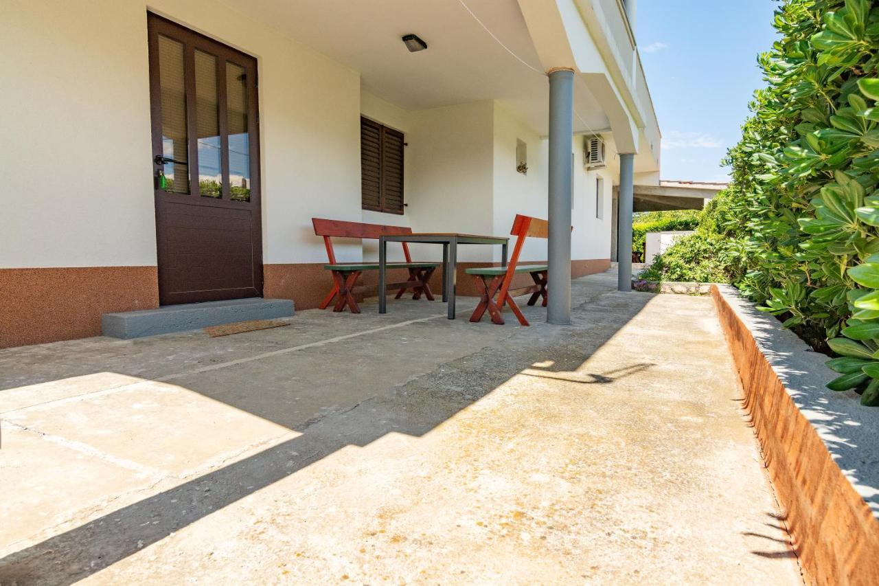 Apartment Dumicic 2 Mundanije Exterior foto
